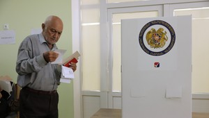 Arménsko po voľbách: Obyvatelia si vybrali Západ, Rusko však zostáva partnerom
