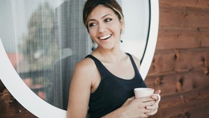 Ako sa vyhnúť zafarbeniu zubov po pití kávy? TOTO robte a zostanú žiarivo biele