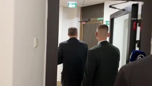 VIDEO: Generálny prokurátor Maroš Žilinka ušiel po výbore o únose Vietnamca