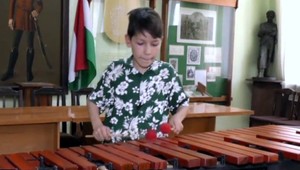 Chlapec (10) má nevídaný talent. Svojou hrou schová do vrecka aj starších muzikantov