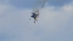 VIDEO: Počas leteckej šou sa zrazili dve stíhačky