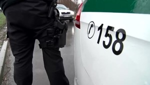 Muža našli v aute bez známok života. Čo sa stalo ukáže až pitva