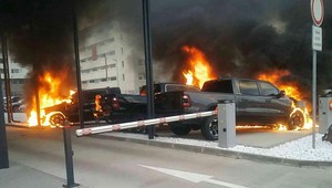 Muža, ktorý v Bratislave podpálil luxusné autá za štvrť milióna eur, už obvinili