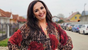 Názlerovú väčšinou za outfity chvália, teraz schytala kritiku: Aj podľa vás jej TO nevyšlo?