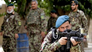 Nášho vojaka počas útoku zachránil nôž, zastavil guľku