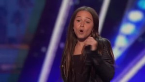 Len 11-ročná raperka je ako smršť: Publikum talentovej šou postavila na nohy vlastným songom