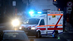 Milena (12) zavolala záchranku kvôli krvácaniu z nosa, sedí na polícii