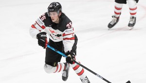 Avizovaná jednotka draftu zrejme odmietne NHL pre univerzitu