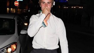 Justin Bieber už nie je sám. Posteľ mu zohrieva TÁTO krásavica