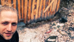 Extrémna meditácia českého speváka. Sedem dní bez jedla a teplej vody!