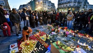 Teroristov spoznal taxikár, jedna bomba sa do auta nezmestila