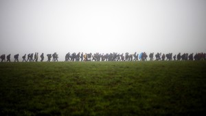 Desaťtisíce utečencov neopustili Úniu, hoci ich vyhostili