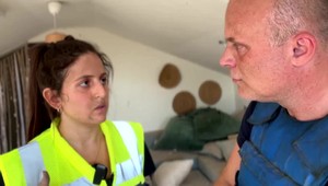 Dcéra rodičov, ktorých uniesli teroristi z Hamasu:  Dúfa, že jej rodičia žijú a prežijú