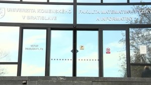 Štát dlží študentom milióny: Sľúbené štipendiá stále nikde