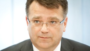 Uhliarik je pod paľbou kritiky, príde o kreslo?