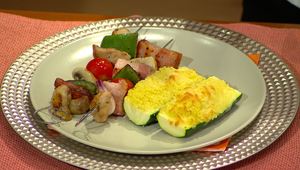 Kurací špíz so zapekanou cuketou so syrom plnenou kuskusom