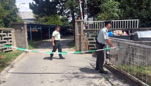 Z okna na 4. poschodí vypadlo malé dieťa