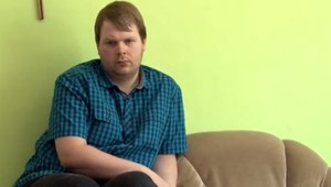 Vážne zdravotne postihnutý mladík nedokáže pracovať. Invalidný dôchodok mu ale zamietli