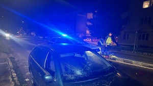 Opitý vodič bez vodičského preukazu zrazil na priechode 74-ročného chodca