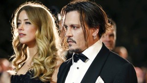 Odsekla mu kus prsta a pýta si od nej 50 miliónov: Ako pokračuje súdny spor Johnnyho Deppa s jeho ex?