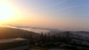 Víkend prinesie slnko, ale aj hmlu. Nový týždeň čaká zmena