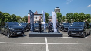 Ministerstvo zahraničných vecí dostalo do daru nové autá pre delegátov