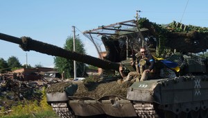 905. deň na Ukrajine: Ukrajina chce svojím vpádom Rusko prinútiť k spravodlivým rozhovorom