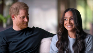 Rázny krok kráľa Karola III.! Šokoval Harryho a Meghan, vzal im domov!