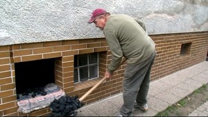 V Krakove sa nebude môcť kúriť uhlím ani kokosom!