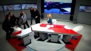 Bitka politikov v priamom prenose! V štúdiu lietali päste