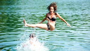 Nezvyčajne teplý apríl, ľudia už si užívajú kúpanie. A aký bude prechod do mesiaca máj?