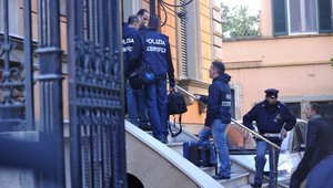 Muž zabil svojho spolubývajúceho pre špinavú panvicu