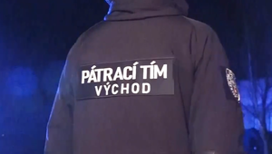 Dva a pol ročný Peťko sa stratil v lese, zachránili ho náhodní okoloidúci