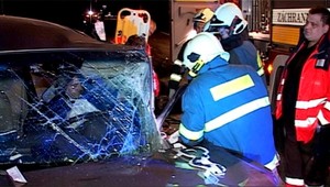 Čelná havária áut stála mladíka (†23) život