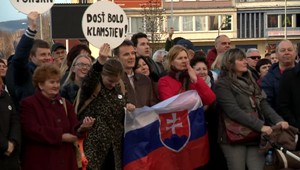 Oslavy MDŽ alebo protesty. Senica sa rozdelila na dva tábory
