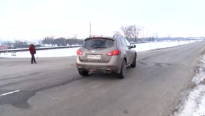 Pozostalým po obetiach nehôd na tragickej križovatke došla trpezlivosť. Za vlastné peniaze osadili osvetlenie