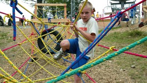 Detské ihriská. Až 80 percent preliezok je nebezpečných