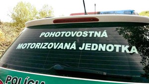 Dráma vo Zvolene: Malý chlapec skončil v kaluži krvi, život mu zachraňovali policajti