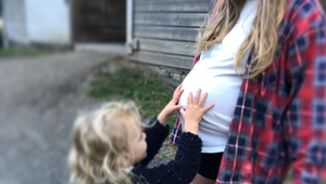 Totálne utajené tehotenstvo! Nikto netušil, že hviezdna herečka čaká bábätko!