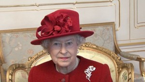 Pompézne oslavy v Anglicku. Charles ukázal doteraz nepoznané