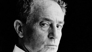 Tříska sa postavil na zábradlie a skočil, opisujú svedkovia