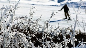 Zima pokračuje, dokonca nasneží