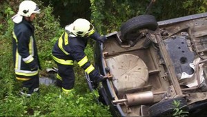 Mladík (18) cestou do školy havaroval, v aute mal aj brata (13)
