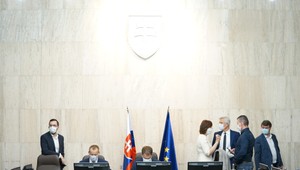 Vláda schválila svoj  program. Je najrozsiahlejší v histórii Slovenska