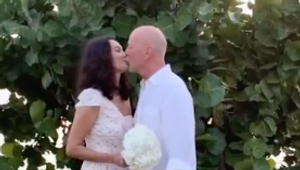 Dojímavé video Willisovej manželky! S Bruceom obnovili manželský sľub, ale...