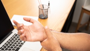 5 tipov, ako sa vyhnúť bolestivému karpálnemu tunelu