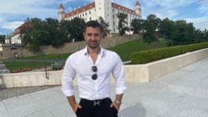 Finančník a poslanec NRSR, Erik Ňarjaš, riadil globálne finančné inštitúcie, teraz radí ako sa dostať z finančnej krízy