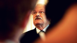 Prezident podpísal novelu ústavy definujúcu manželstvo