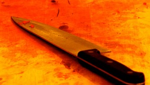 Lupič bodol mladú ženu do krku