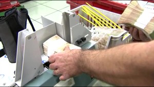 Podľa ministerstva bude ekonomika v lete prudko rásť, preto nemá v pláne vyplatiť príspevky na udržanie zamestnanosti